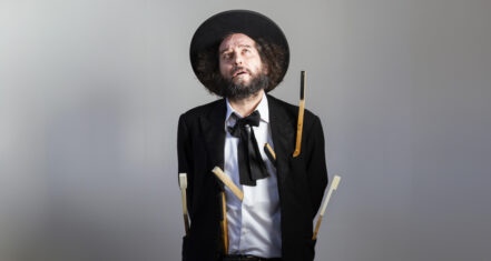 VINICIO CAPOSSELA in “Concerto di pucundria e altre assenze”